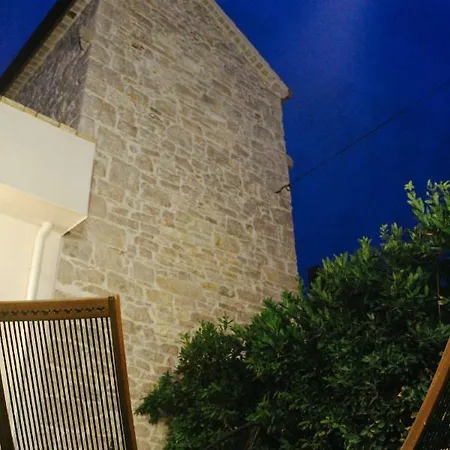 Old House Apartment Sveti Filip i Jakov Exterior photo