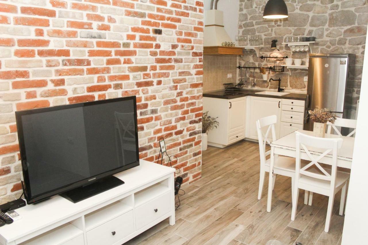 Apartment Old House Sveti Filip i Jakov